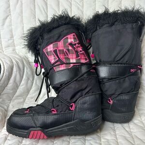 DC y2K Winter Boots Pink Plaid